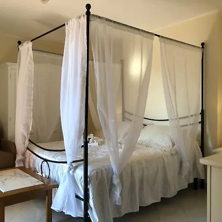 Eremo Dei Poeti Diffuso Lantgård