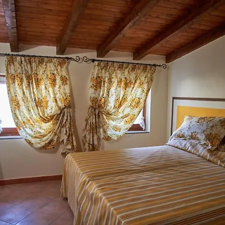 Eremo Dei Poeti Diffuso Lantgård Aulla