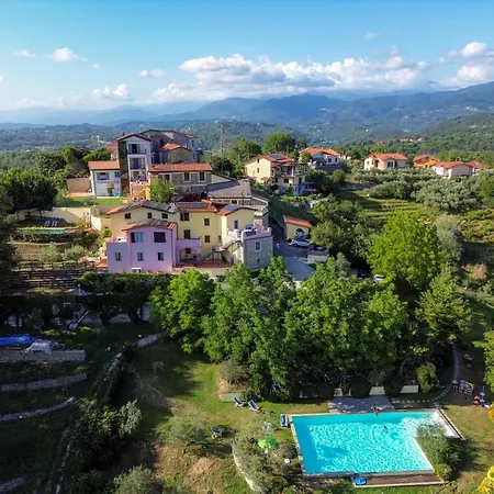 Eremo Dei Poeti Diffuso Farm stay Aulla