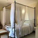 Eremo Dei Poeti Diffuso Farm stay