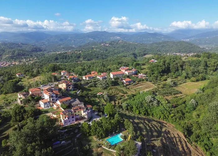 Eremo Dei Poeti Diffuso בית חווה